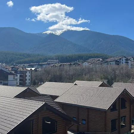 Apartmán 2 Bedroom Ski-side Loft Pool & Balconies Mountain Views *